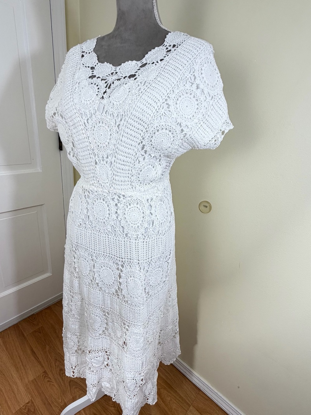 Vintage 70s White Hand Crochet Dress M Midi Cotton Sundress Prairie Boho Bridal - Picture 8 of 16
